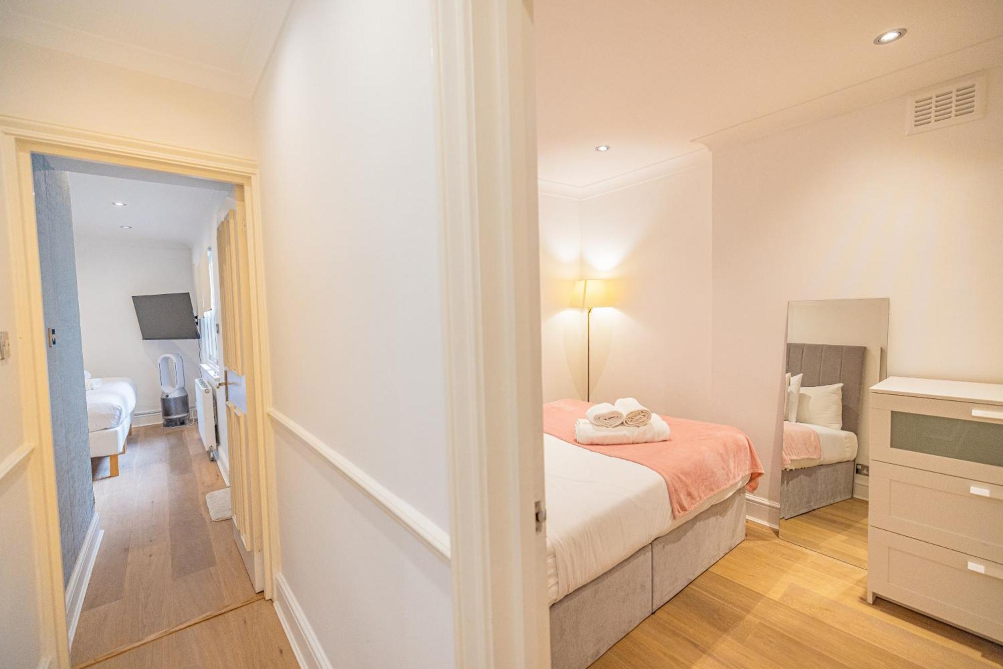 Gorgeous 3 B Edroom Home In Little Venice London Bagian luar foto