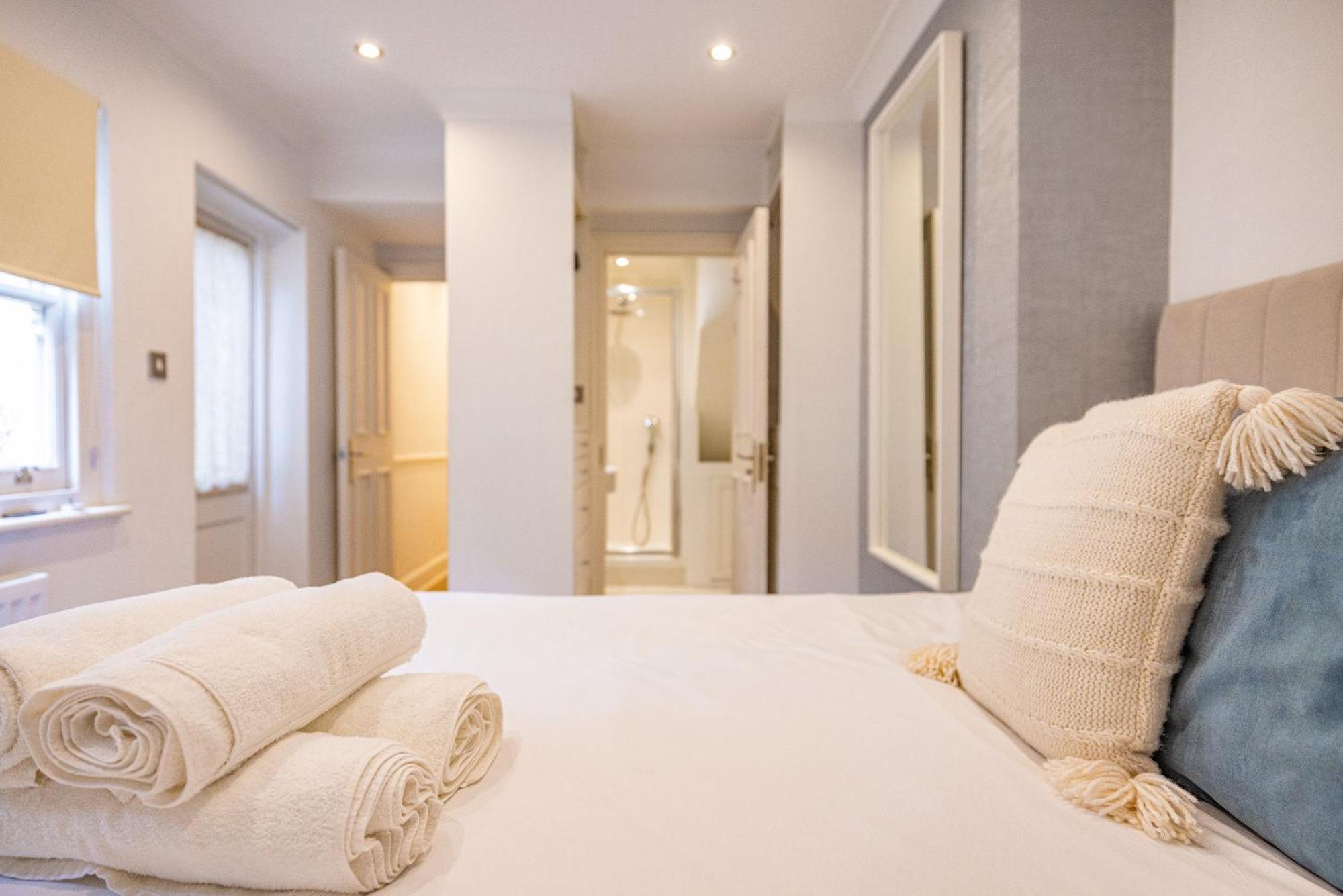Gorgeous 3 B Edroom Home In Little Venice London Bagian luar foto