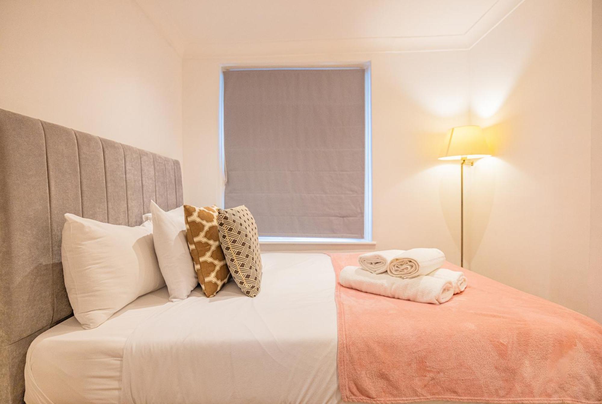 Gorgeous 3 B Edroom Home In Little Venice London Bagian luar foto
